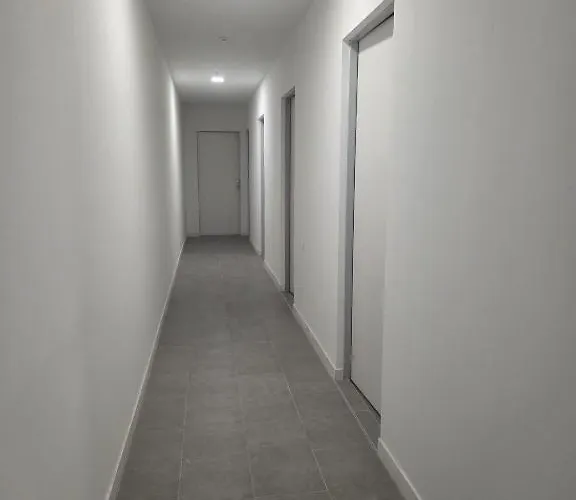 Westbahnhof 1 Apartman *